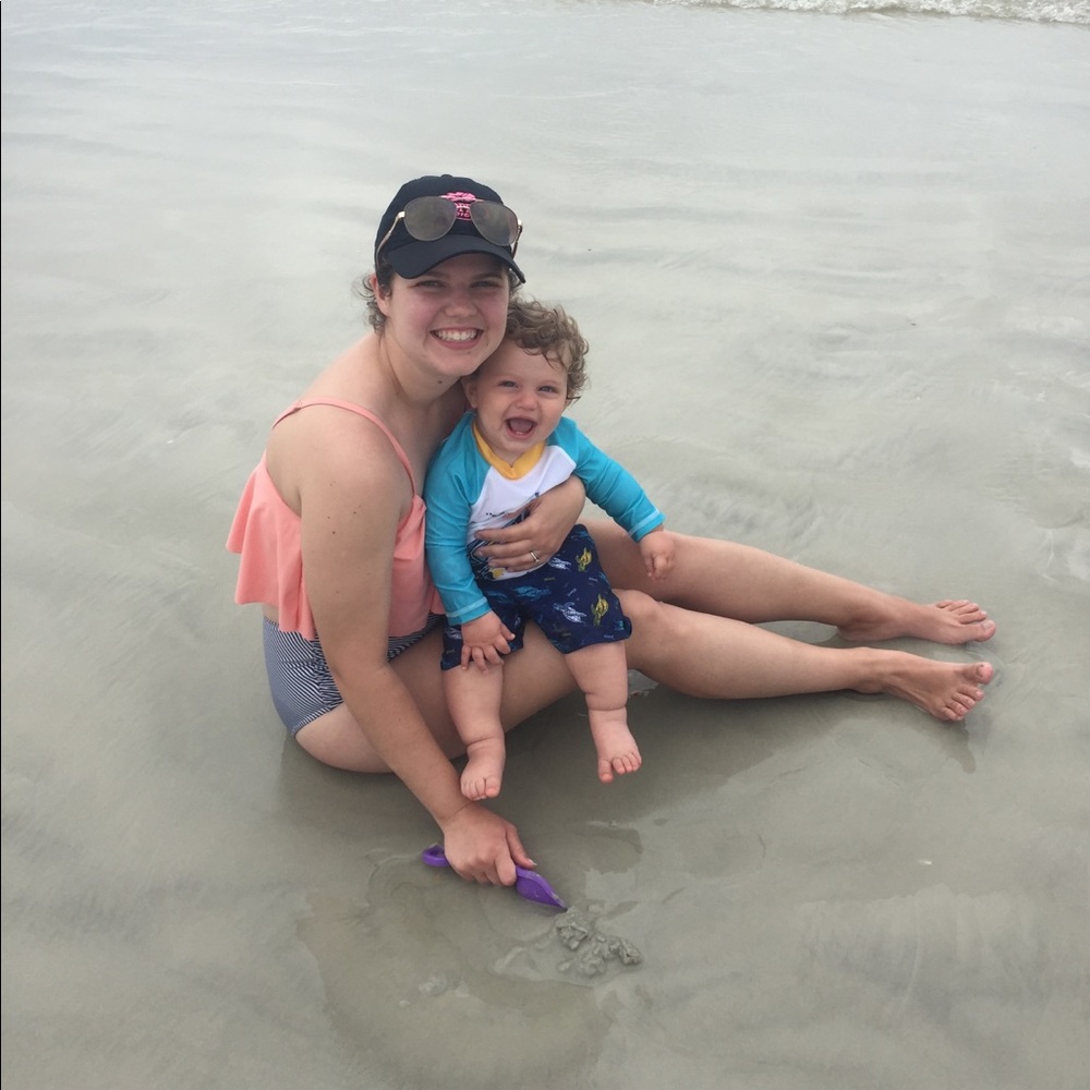 Meet your Posher, Leslie